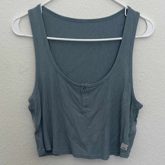Vuori Steel Blue Buttoned Tank Top - Picture 1 of 4